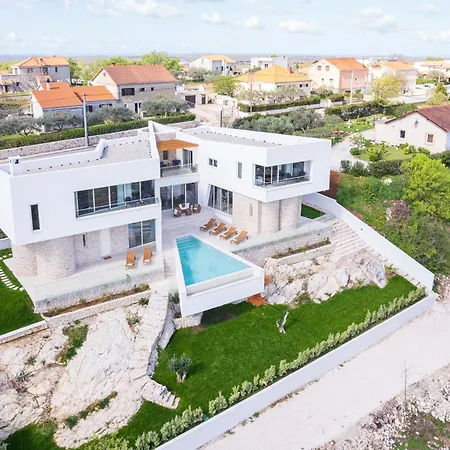 Di Polisane Вилла *