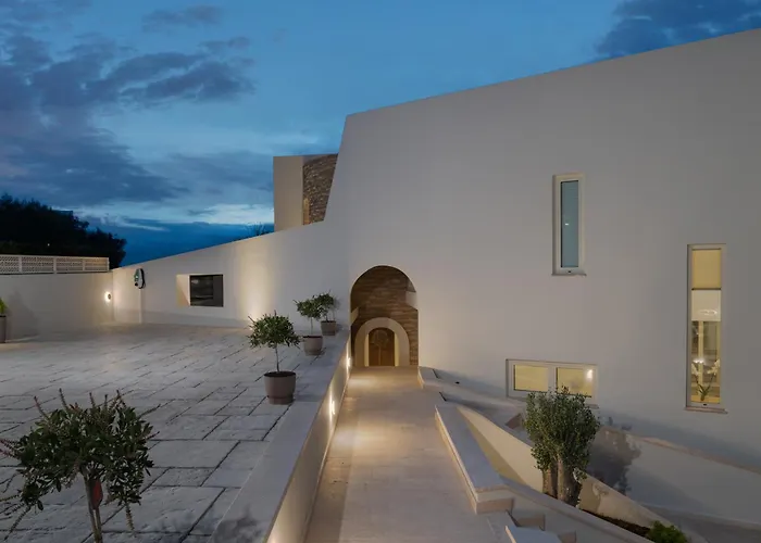 Di Polisane * Policnik