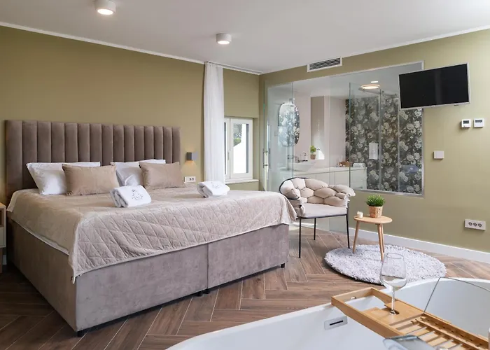 Di Polisane * Policnik