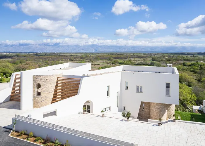 Di Polisane Вилла Policnik